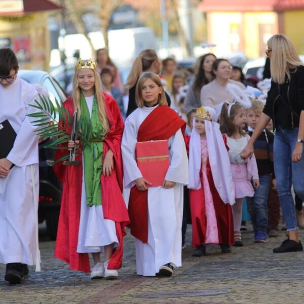 KOROWÓD WSZYSTKICH ŚWIĘTYCH