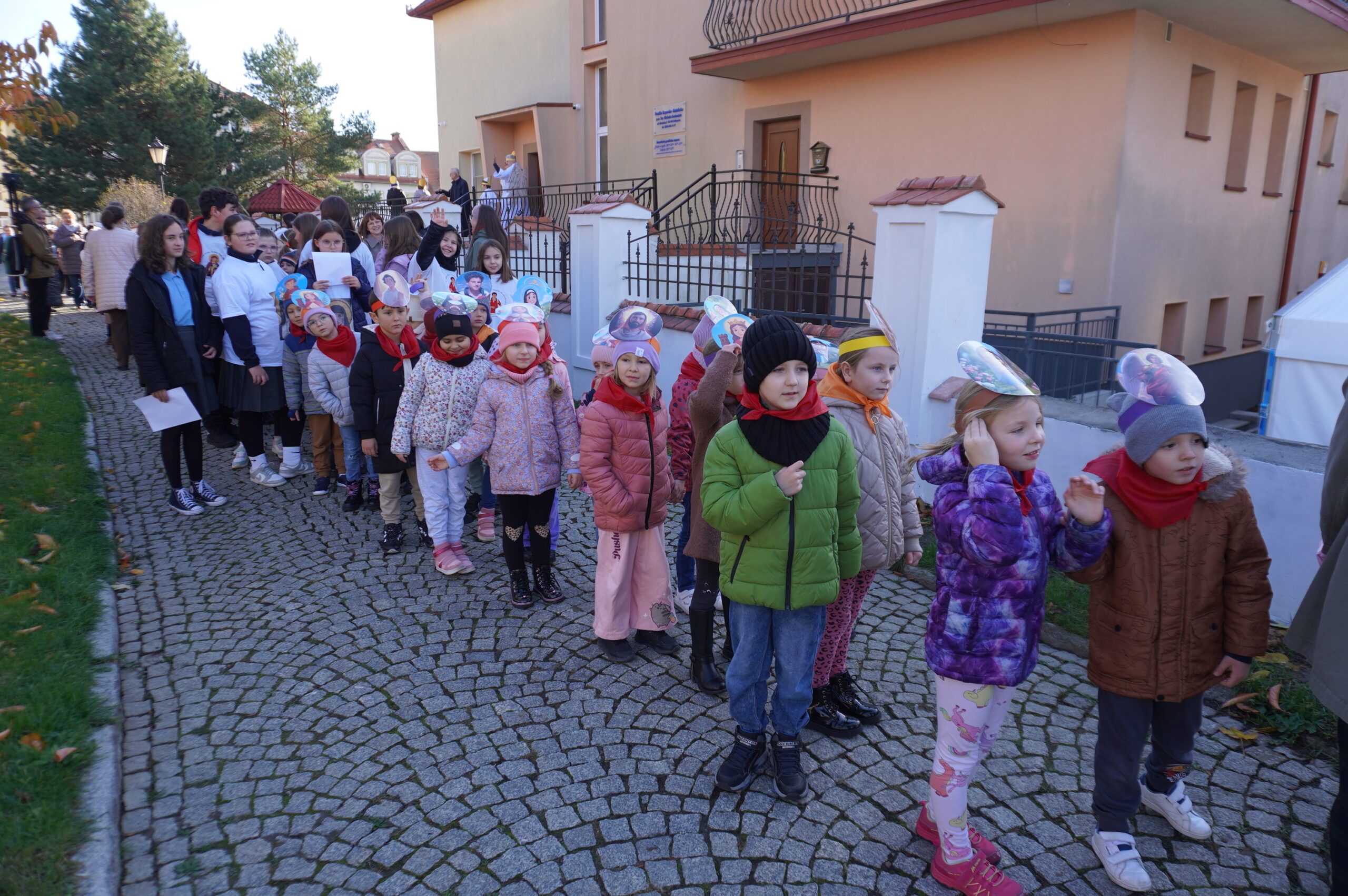 You are currently viewing KOROWÓD WSZYSTKICH ŚWIĘTYCH