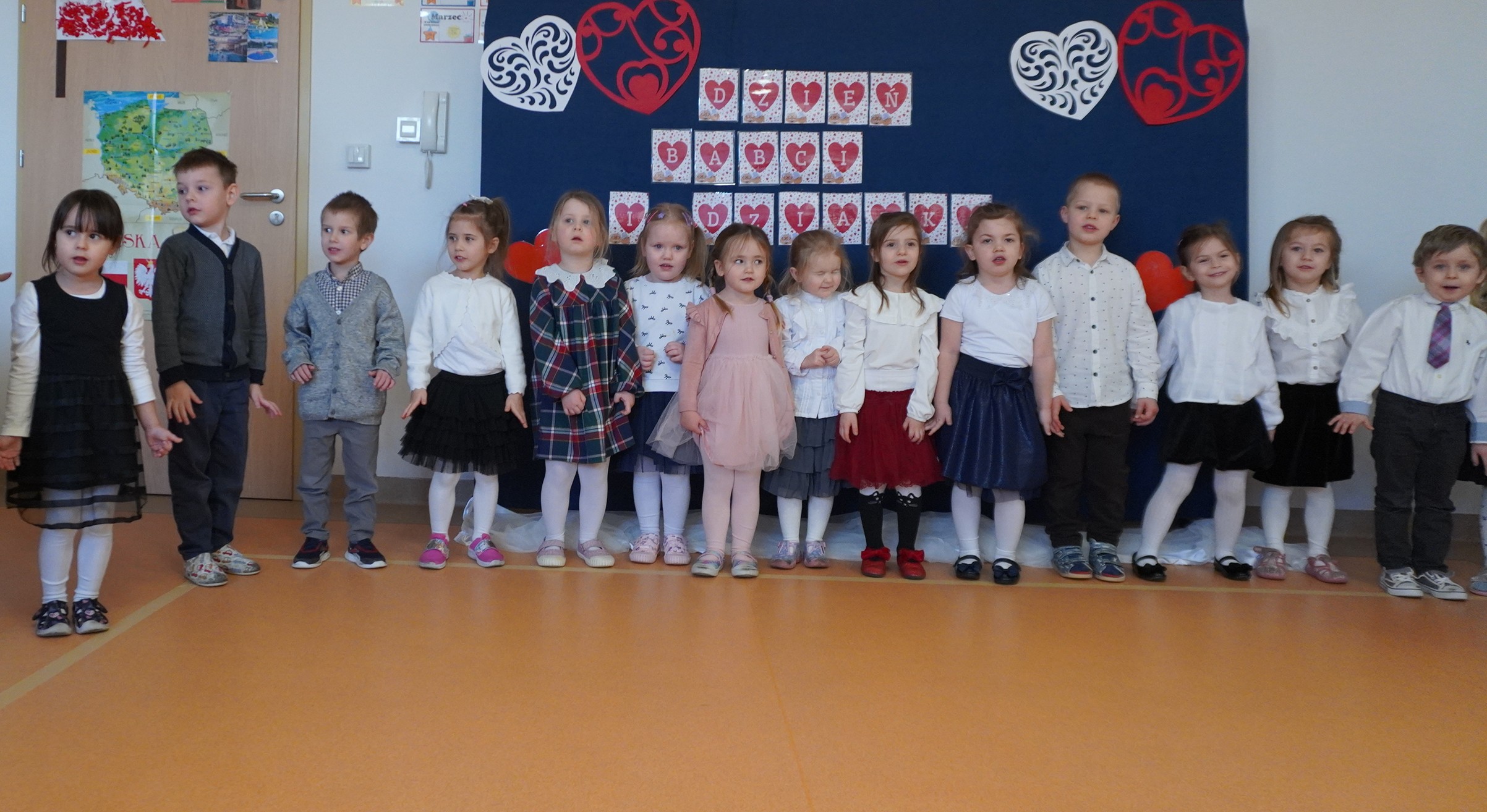 You are currently viewing DZIEŃ BABCI I DZIADKA